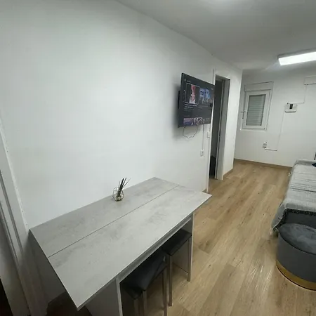 Quarto em Acomodações Particulares Cosy Private Bathroom Barcelona